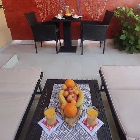 Porat 2 With Private Terrace Pensionat