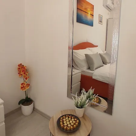 Porat 2 With Private Terrace