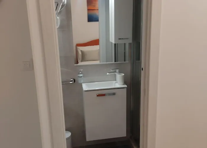 Porat 2 With Private Terrace